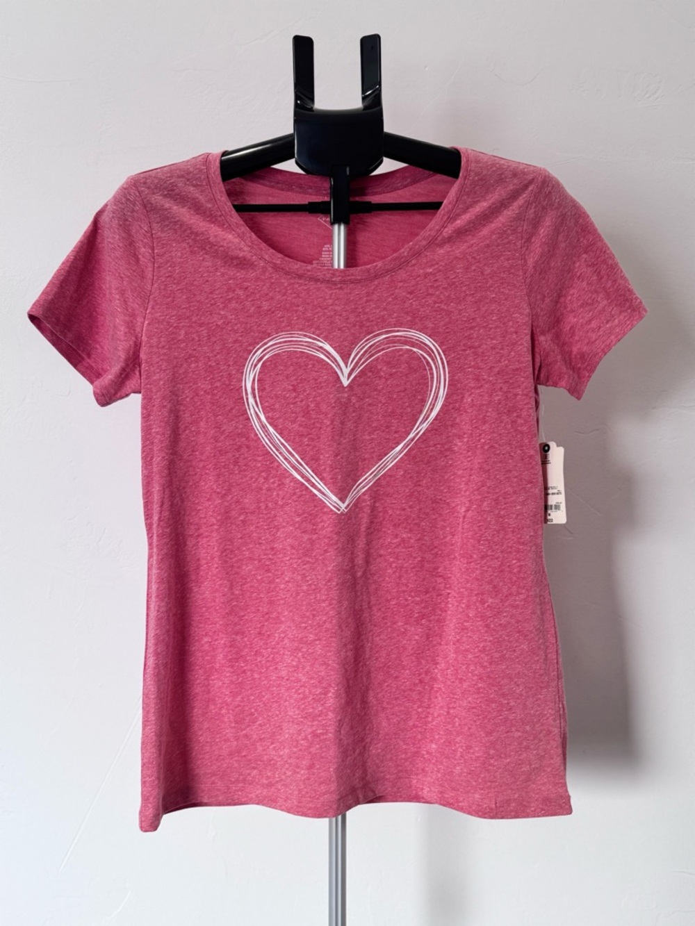 NWT St. John's Bay Raspberry Heart Short Sleeve Tee, Women's Medium